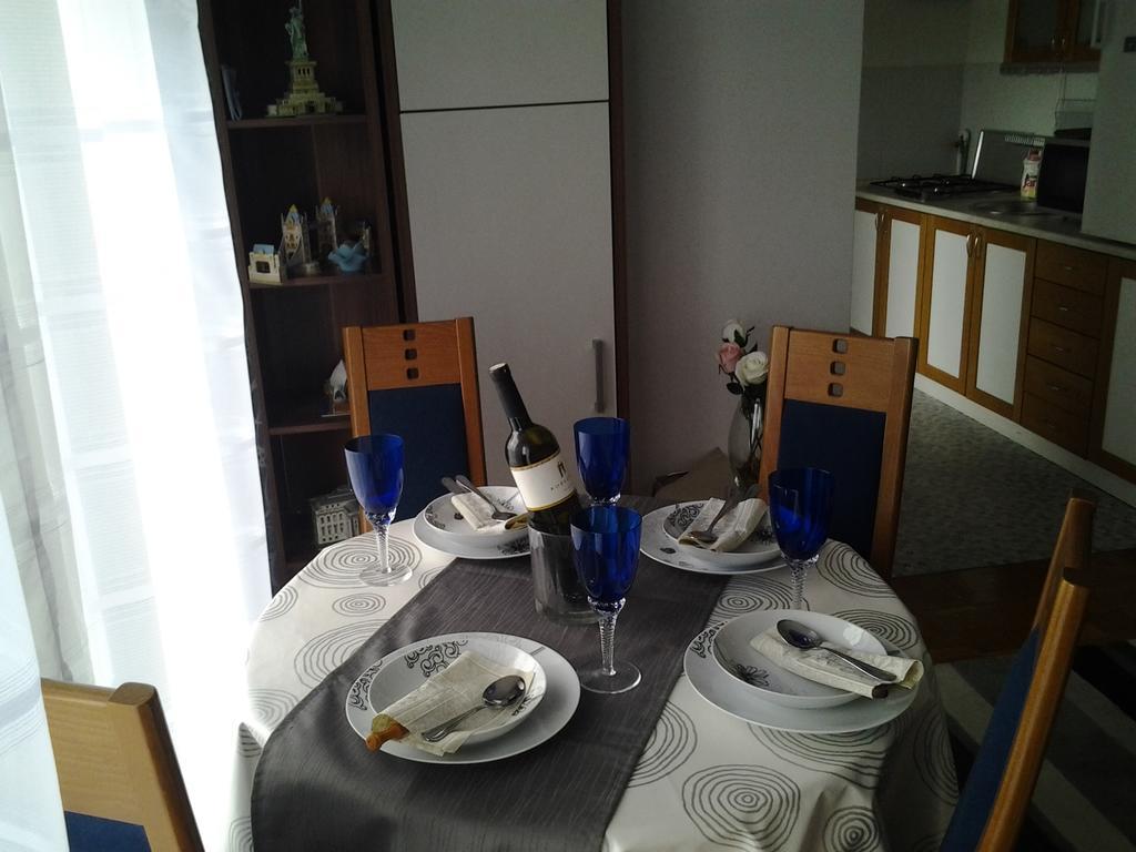 Apartment Karlos Загреб Экстерьер фото